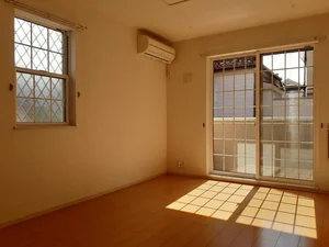 のマンスリーマンション・ウィークリーマンション「ＫーＨＯＵＳＥ 102・洋室(No.1319827)」メイン画像