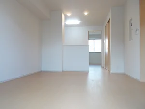 のマンスリーマンション・ウィークリーマンション「ラディアⅠ 103・洋室(No.1319839)」メイン画像