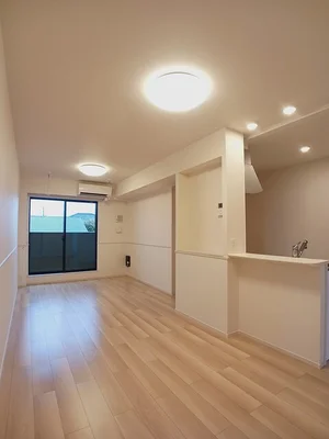 のマンスリーマンション・ウィークリーマンション「カメリア浦風 204・洋室(No.1319859)」メイン画像