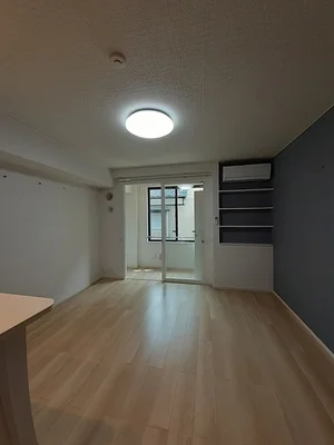 のマンスリーマンション・ウィークリーマンション「ライジングビレッジ 104・洋室(No.1319860)」メイン画像