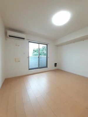 のマンスリーマンション・ウィークリーマンション「ヴェルドミール　Ⅵ 201・洋室(No.1319945)」メイン画像