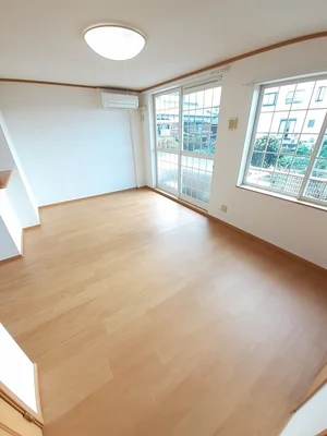 のマンスリーマンション・ウィークリーマンション「アルカンシェル庄内Ⅱ 102・洋室(No.1320064)」メイン画像