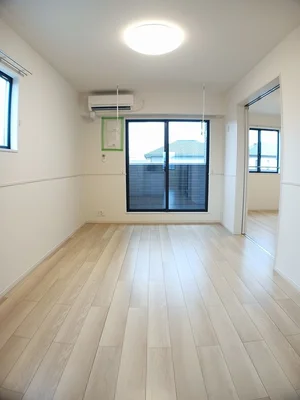 のマンスリーマンション・ウィークリーマンション「ラ・セレーナ　ソワ　Ⅰ 206・洋室(No.1320103)」メイン画像