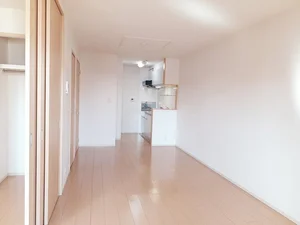 中部大学周辺のマンスリーマンション・ウィークリーマンション「セレーナいずみ 202・洋室(No.1320226)」メイン画像