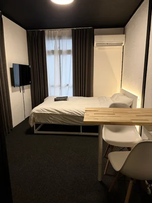 長崎市のマンスリーマンション・ウィークリーマンション「ジェイ小菅町 203・ダブルベッド・40インチテレビ(No.1321567)」メイン画像