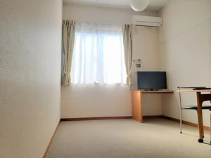 北春日部駅（埼玉県）のマンスリーマンション・ウィークリーマンション「レオパレスウエアハウス 208(No.1321874)」メイン画像