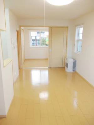 のマンスリーマンション・ウィークリーマンション「ノイフリーデ 104・洋室(No.1322025)」メイン画像