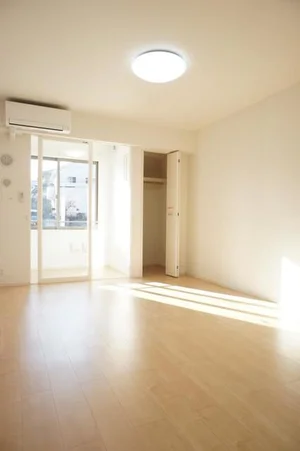 のマンスリーマンション・ウィークリーマンション「フルール　フォレスト 102・洋室(No.1322128)」メイン画像