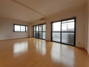 のマンスリーマンション・ウィークリーマンション「ＳＡＰＨＹ（サフィー） 301・洋室(No.1322136)」メイン画像