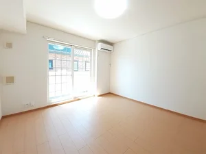 のマンスリーマンション・ウィークリーマンション「Ｇｕｆｏ（グーフォ） 102・洋室(No.1322190)」メイン画像