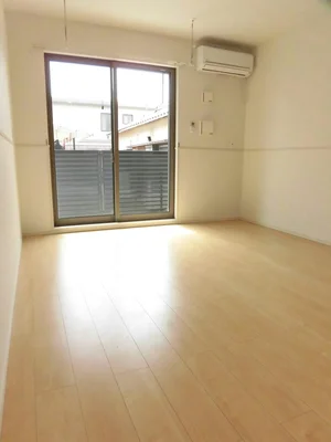 大岡駅（静岡県）のマンスリーマンション・ウィークリーマンション「カーサ・ブロッサ 103・洋室(No.1322295)」メイン画像