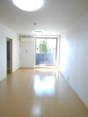 のマンスリーマンション・ウィークリーマンション「ノーブル・カメリア 101・洋室(No.1322372)」メイン画像