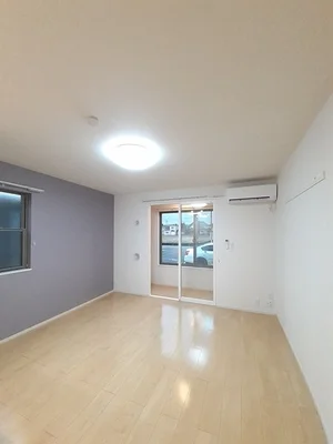 のマンスリーマンション・ウィークリーマンション「ヴィ・エスポワールⅡ 101・洋室(No.1322384)」メイン画像