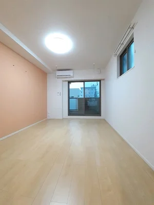 のマンスリーマンション・ウィークリーマンション「メゾン・ド・アベニール　Ⅰ 201・洋室(No.1322389)」メイン画像