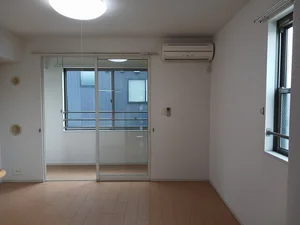 のマンスリーマンション・ウィークリーマンション「ビレッジ　ハイマウンテン　Ｅ 203・洋室(No.1322410)」メイン画像