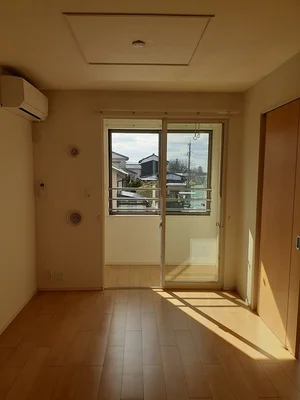 のマンスリーマンション・ウィークリーマンション「サンリット　ヒル　Ⅲ 202・洋室(No.1322420)」メイン画像