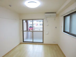 のマンスリーマンション・ウィークリーマンション「サンルミエール 106・洋室(No.1322446)」メイン画像