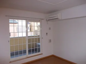 のマンスリーマンション・ウィークリーマンション「シャン・ド・フルール　ドゥ 203・洋室(No.1322553)」メイン画像