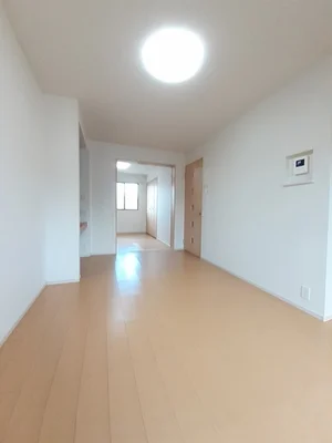 のマンスリーマンション・ウィークリーマンション「ヴァイオレット　レジデンス 205・洋室(No.1322584)」メイン画像