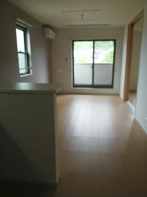 愛媛県立医療技術大学周辺のマンスリーマンション・ウィークリーマンション「グランデュオ 203・洋室(No.1322587)」メイン画像