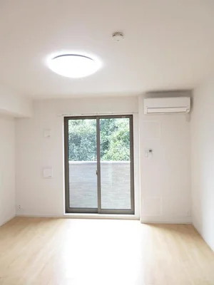 のマンスリーマンション・ウィークリーマンション「ルーチェ・デルソーレⅡ 102・洋室(No.1322589)」メイン画像