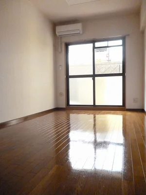 のマンスリーマンション・ウィークリーマンション「若山ガーデンヒル　Ａ棟 104・洋室(No.1322603)」メイン画像