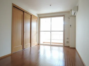 のマンスリーマンション・ウィークリーマンション「サン　ローレルⅢ 201・洋室(No.1322608)」メイン画像