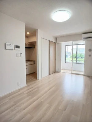 のマンスリーマンション・ウィークリーマンション「ノースウイング 102・洋室(No.1322616)」メイン画像