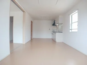 のマンスリーマンション・ウィークリーマンション「ジェイ・ヴィルタス３ 203・洋室(No.1322636)」メイン画像