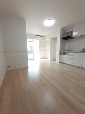 のマンスリーマンション・ウィークリーマンション「サンシャイングランドソレイユＡ 102・洋室(No.1322651)」メイン画像