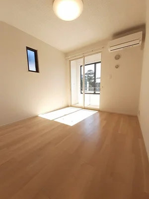 東九州短期大学周辺のマンスリーマンション・ウィークリーマンション「リデアル東中津Ａ 103・洋室(No.1322681)」メイン画像