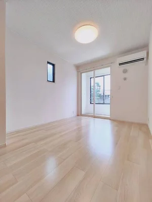 中津市のマンスリーマンション・ウィークリーマンション「リデアル東中津Ａ 103・洋室(No.1322681)」メイン画像