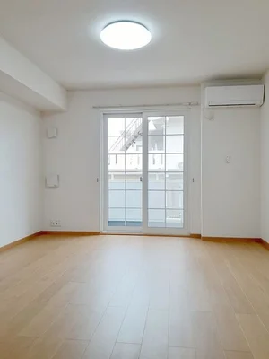 常葉大学静岡草薙キャンパス周辺のマンスリーマンション・ウィークリーマンション「トゥェルブ　チャ・チャ・チャ 102・洋室(No.1322839)」メイン画像