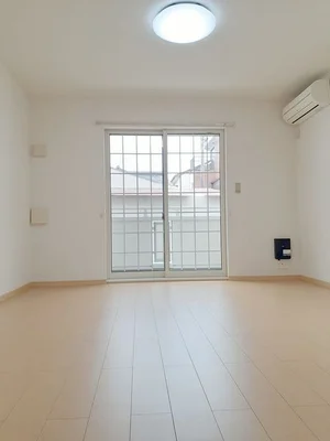 のマンスリーマンション・ウィークリーマンション「サン・シャイン 102・洋室(No.1322849)」メイン画像