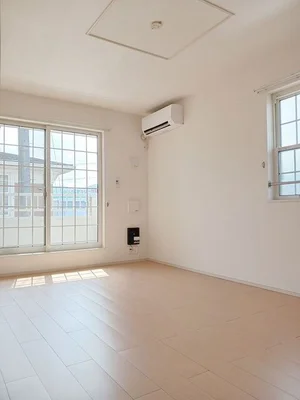 のマンスリーマンション・ウィークリーマンション「ヴェルヴェーヌ　Ⅱ 201・洋室(No.1322855)」メイン画像