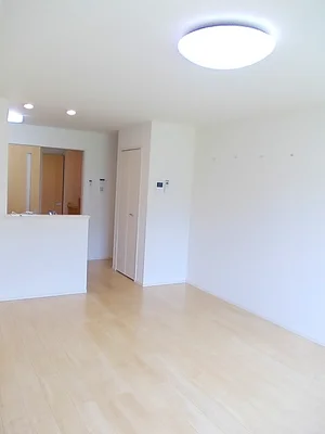 のマンスリーマンション・ウィークリーマンション「ベル　モーデ 204・洋室(No.1322868)」メイン画像