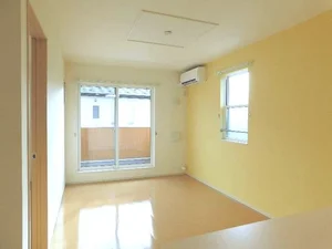 のマンスリーマンション・ウィークリーマンション「ルアーナ 202・洋室(No.1322896)」メイン画像