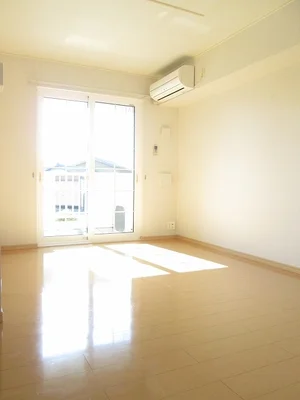 のマンスリーマンション・ウィークリーマンション「サンローレル　Ａ 103・洋室(No.1322936)」メイン画像