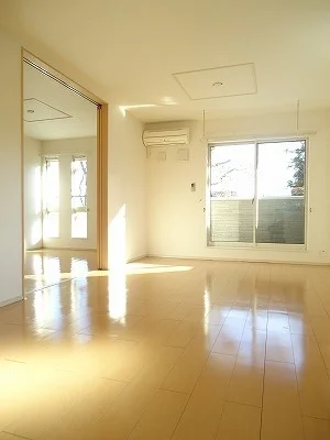 渋川市のマンスリーマンション・ウィークリーマンション「シャン・ヴィラージュ 201・洋室(No.1322979)」メイン画像