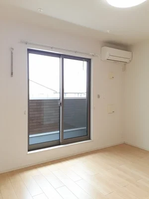 常葉大学静岡草薙キャンパス周辺のマンスリーマンション・ウィークリーマンション「カーサ　ポポラーレ 201・洋室(No.1323026)」メイン画像