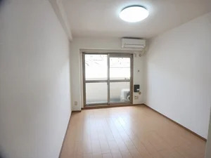 のマンスリーマンション・ウィークリーマンション「ヴァレ谷上 203・洋室(No.1323043)」メイン画像