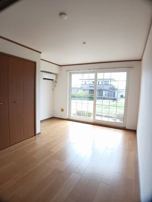 西尾市のマンスリーマンション・ウィークリーマンション「リリー・オブ・ザ・ヴァリー 105・洋室(No.1323044)」メイン画像