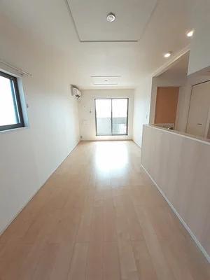 のマンスリーマンション・ウィークリーマンション「ドリーム館　悠悠 203・洋室(No.1323095)」メイン画像