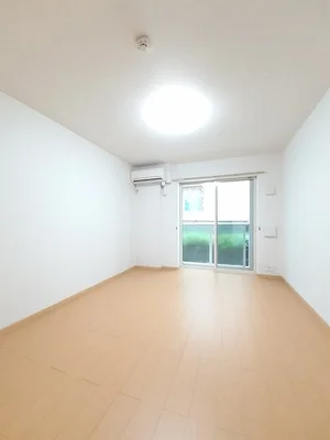 のマンスリーマンション・ウィークリーマンション「ハイム　グランツェリア 105・洋室(No.1323125)」メイン画像