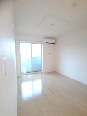 のマンスリーマンション・ウィークリーマンション「ラフレシールＤ 102・洋室(No.1323131)」メイン画像