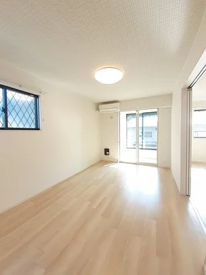 備後赤坂駅（広島県）のマンスリーマンション・ウィークリーマンション「アウローラ　フジックスＡ 101・洋室(No.1323143)」メイン画像