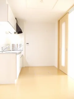 のマンスリーマンション・ウィークリーマンション「アクティフ宇部Ⅱ 102・洋室(No.1323161)」メイン画像