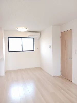 のマンスリーマンション・ウィークリーマンション「アデル・クラージュ羽ノ浦　Ⅱ 101・洋室(No.1323208)」メイン画像