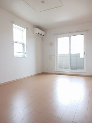 のマンスリーマンション・ウィークリーマンション「ルチェルナ　Ⅱ 203・洋室(No.1323215)」メイン画像