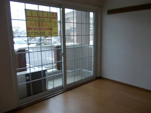 のマンスリーマンション・ウィークリーマンション「メゾン・ドゥ・ボヌ－ル　Ⅱ 102・洋室(No.1323355)」メイン画像